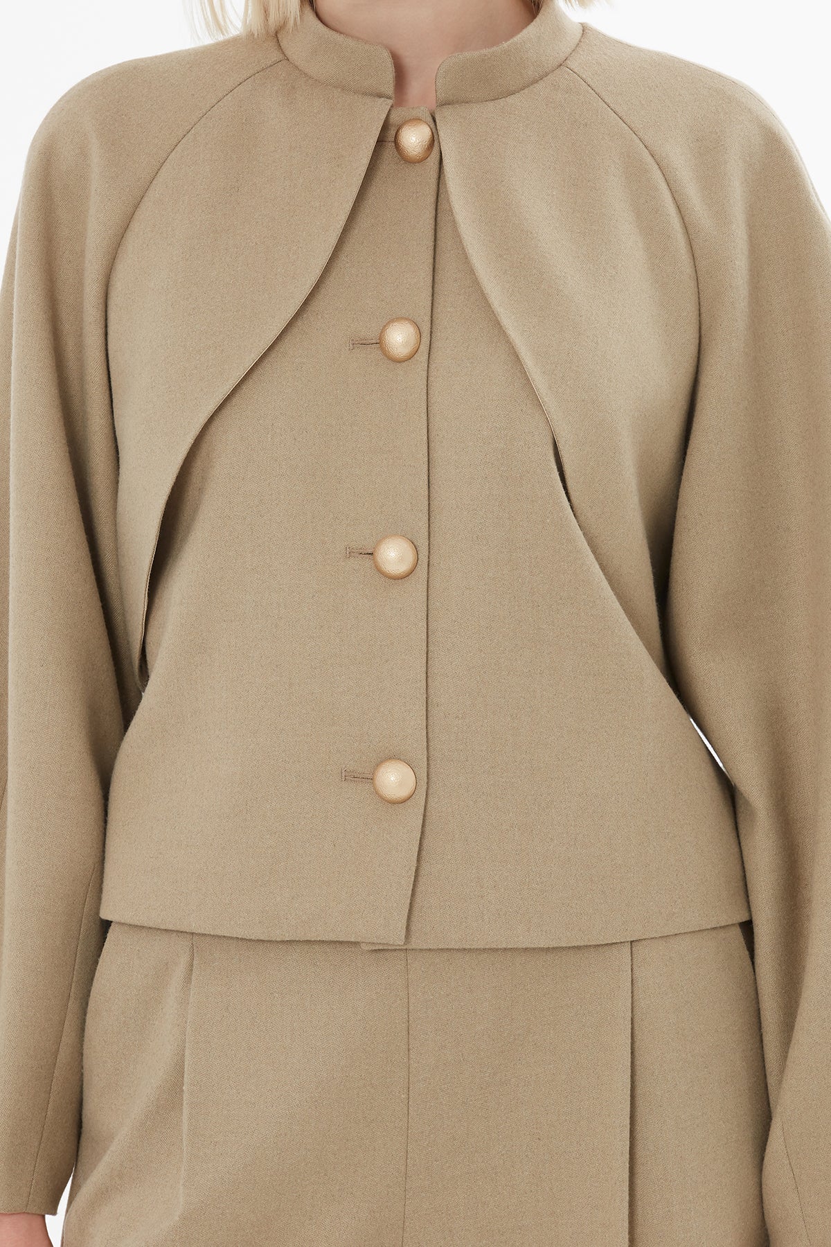Beige Buttoned Short Jacket Suit - Image 2