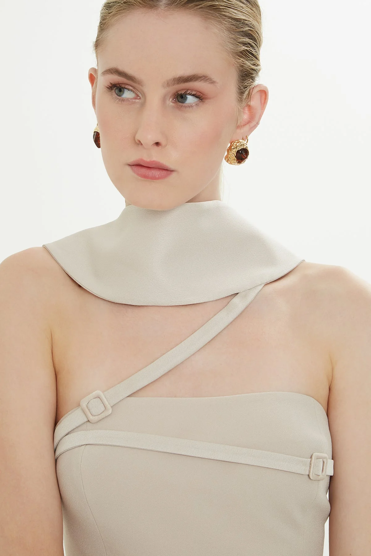 Beige Collar Detail Blouse - Image 2