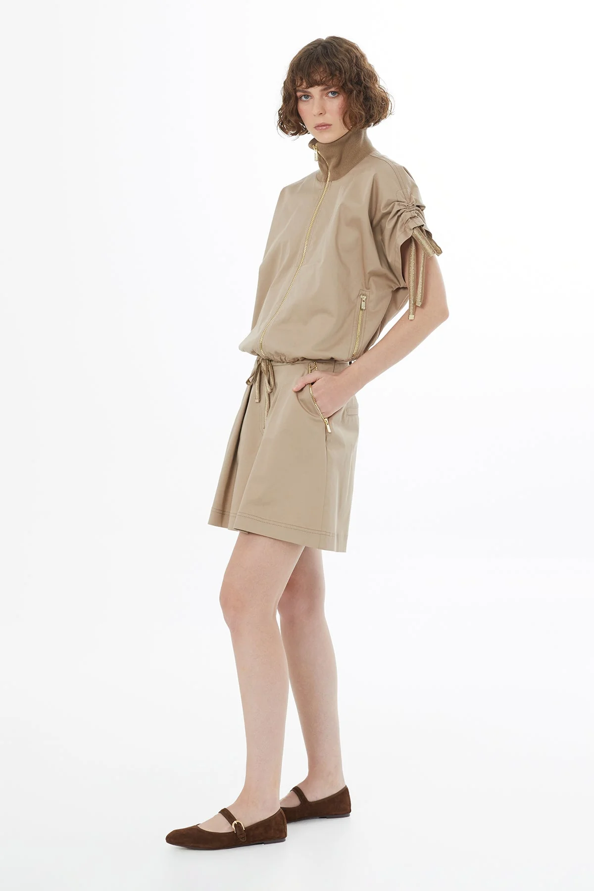 Beıge Pleated Zip Pocket Shorts - Image 3