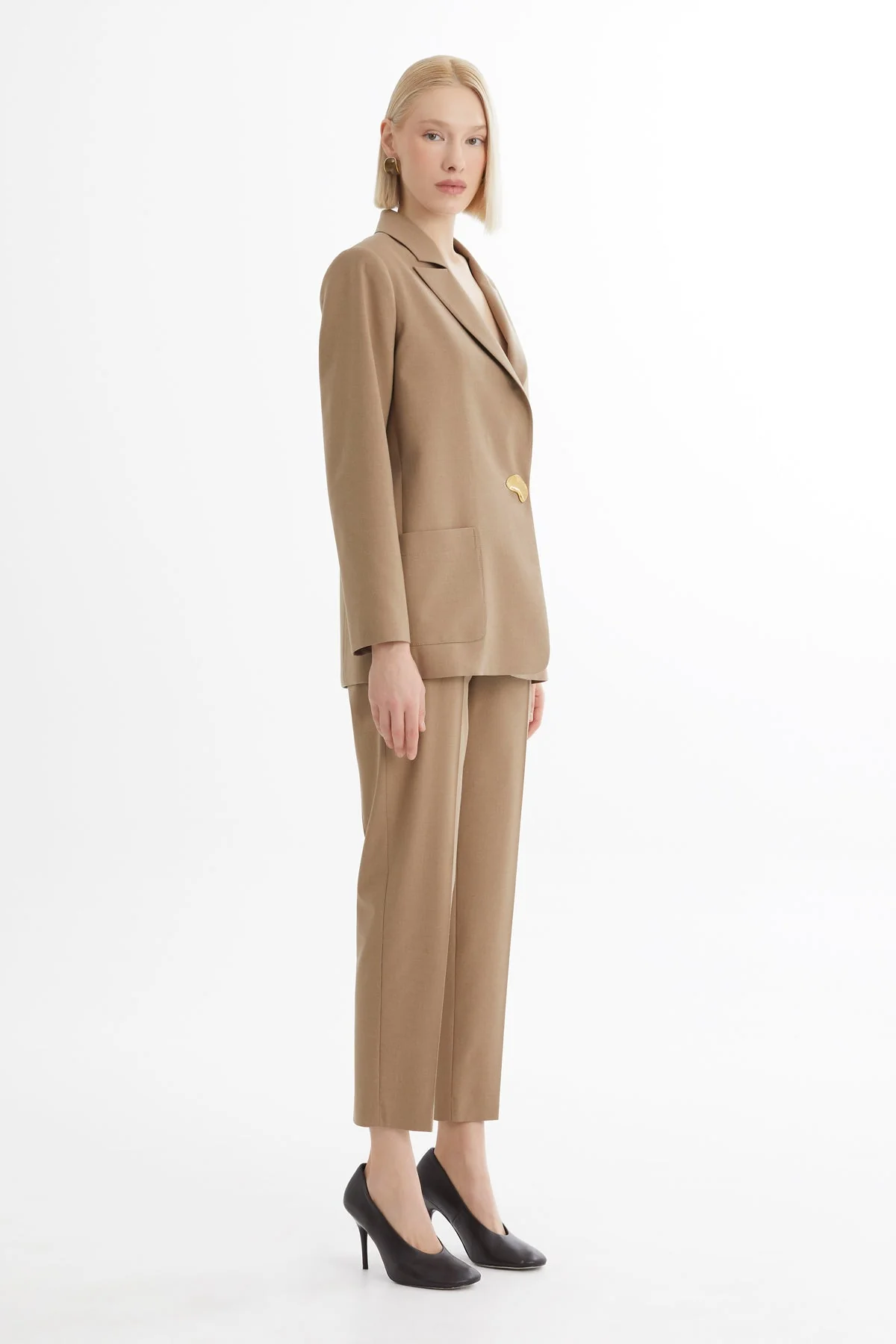 Beige Single-Button Blazer Trouser Set - Image 3