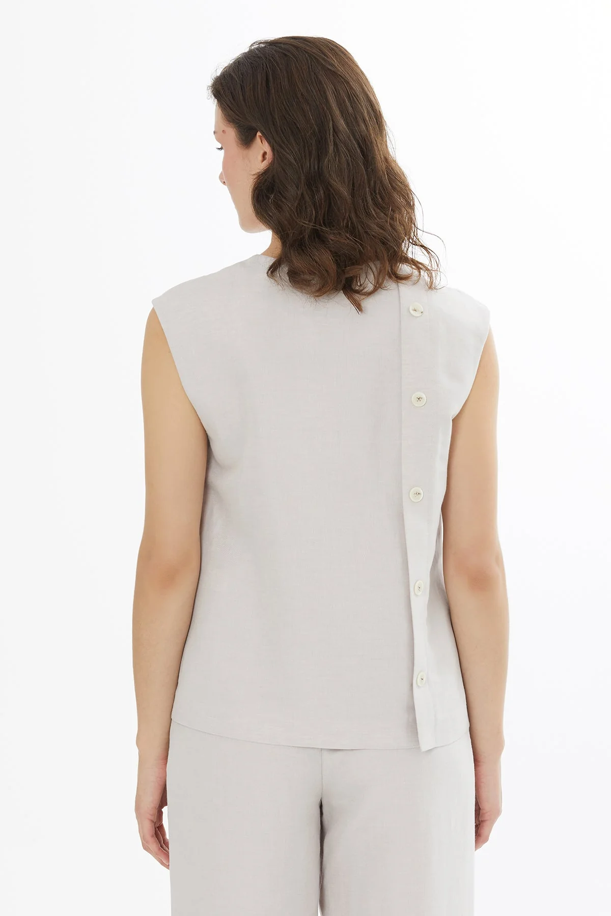 Beige V-Neck Sleeveless Vest - Image 4