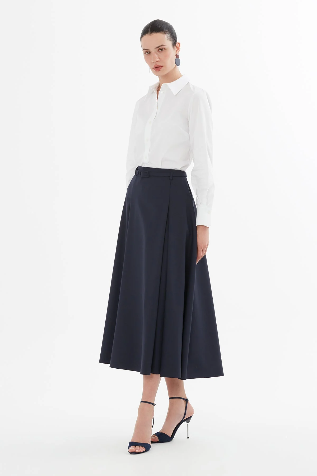 Black Belted Pleated Midi Skirt - Image 4