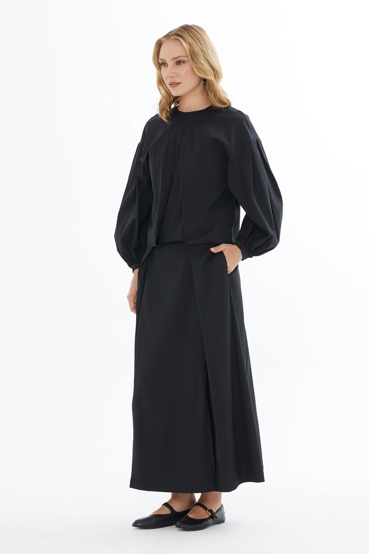 Black Blouse with Balloon Sleeves - Image 2
