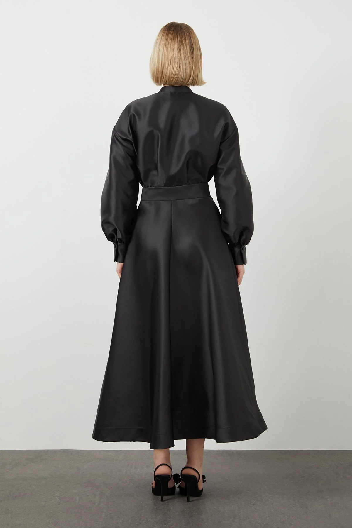 Black Bow-Detail Midi Dress - Image 4