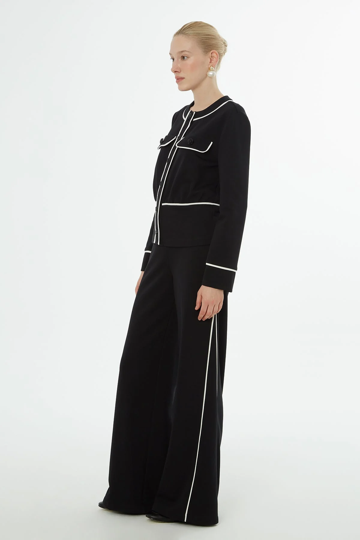 Black Button-Down Cardigan Detail Set - Image 3