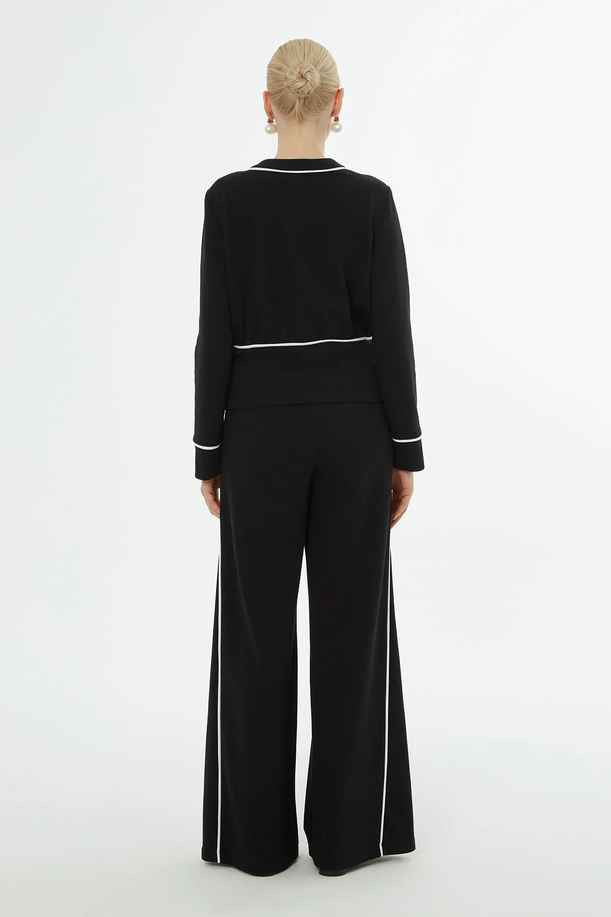 Black Button-Down Cardigan Detail Set - Image 4