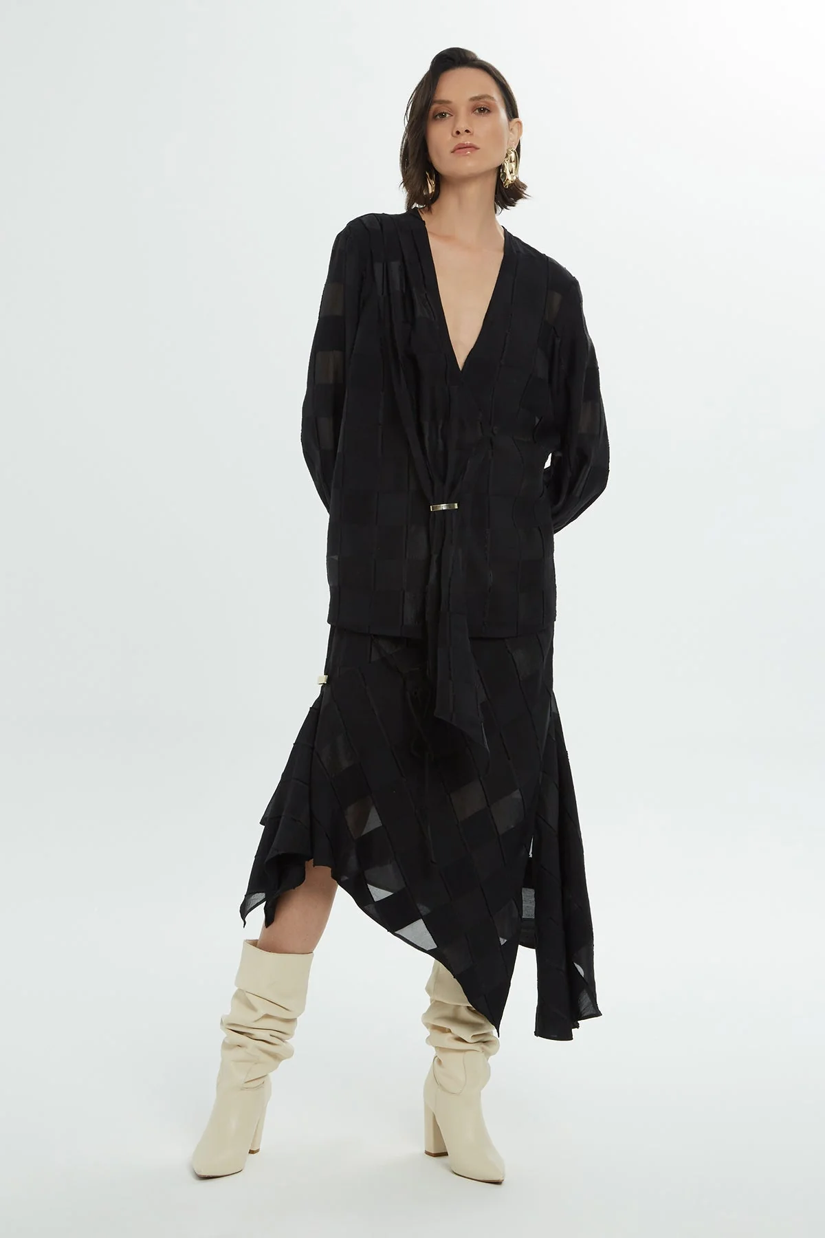 Black Cuff Accessory Details Blouse - Image 3