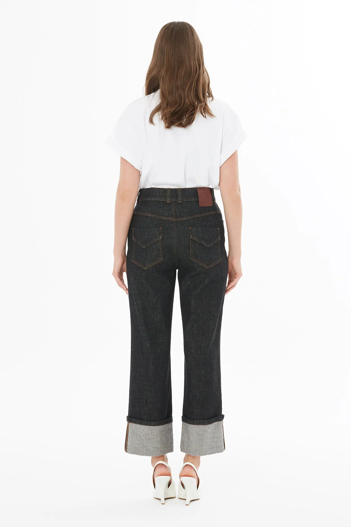 Black Cuffed-Hem Denim Jeans - Image 4