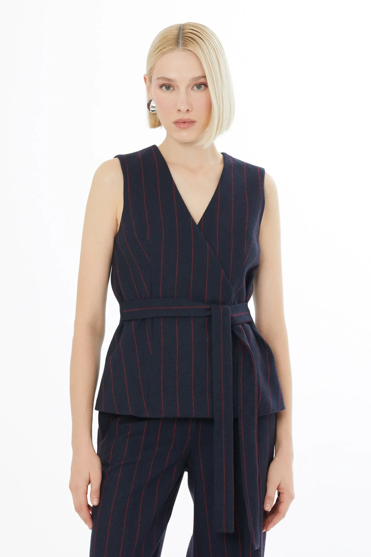 Black Drawstring V-Neck Vest - Image 2