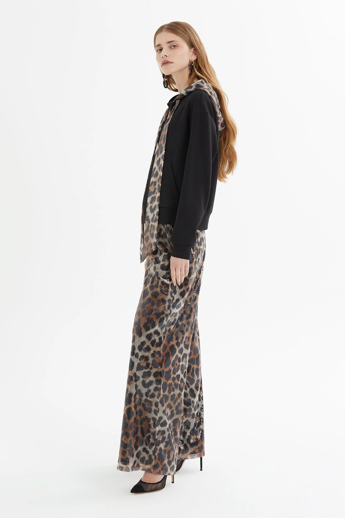 Black Leopard-Print Tracksuit - Image 3