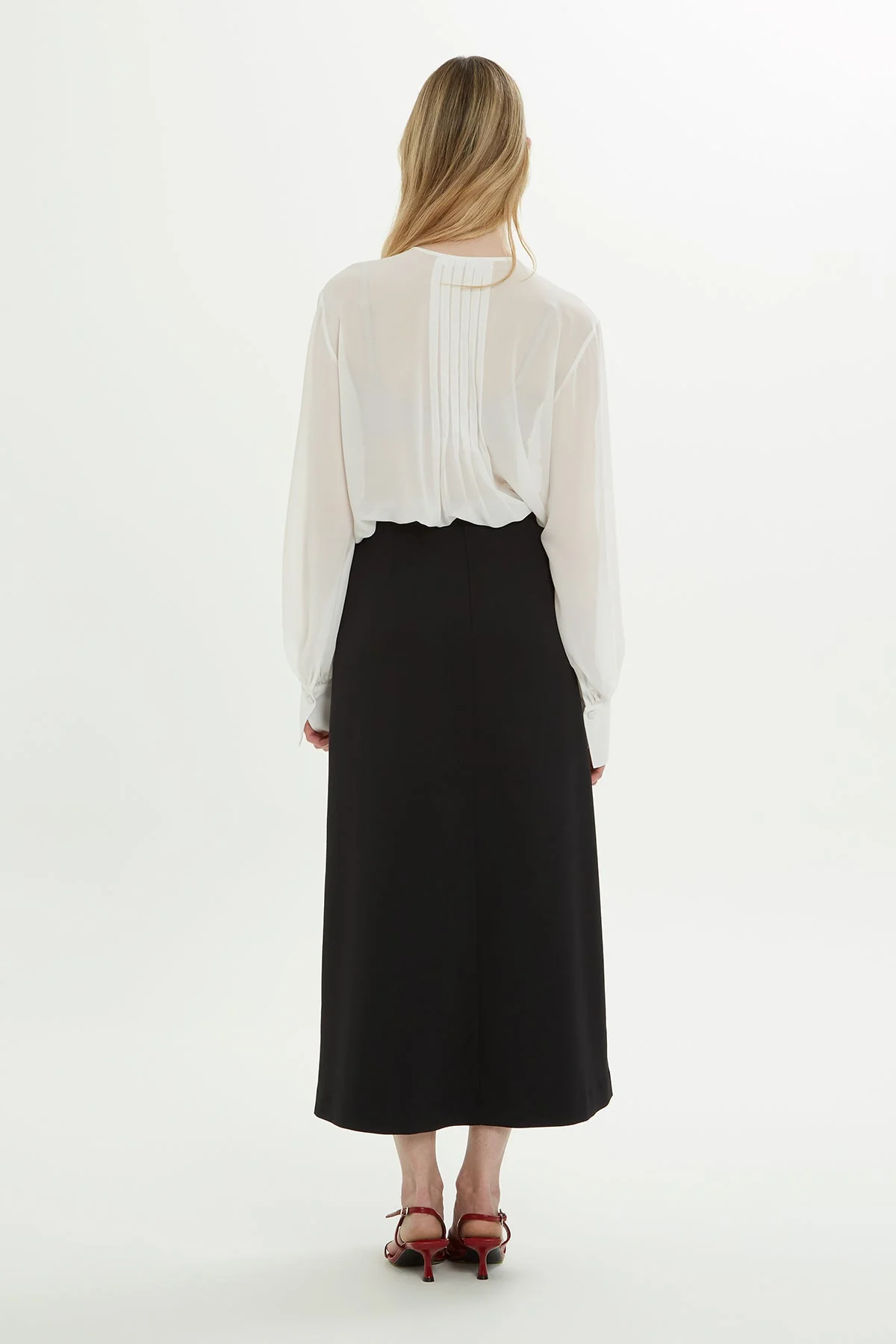 Black Lined Midi Skirt - Image 3