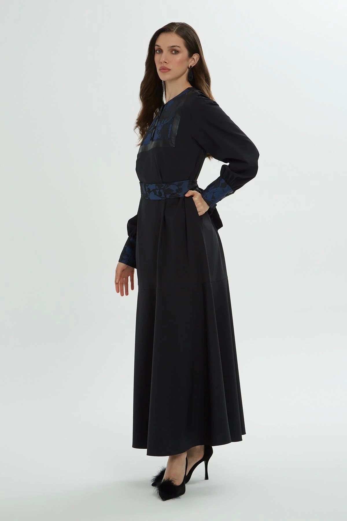 Black Long Dress with Printed Detail - Image 3