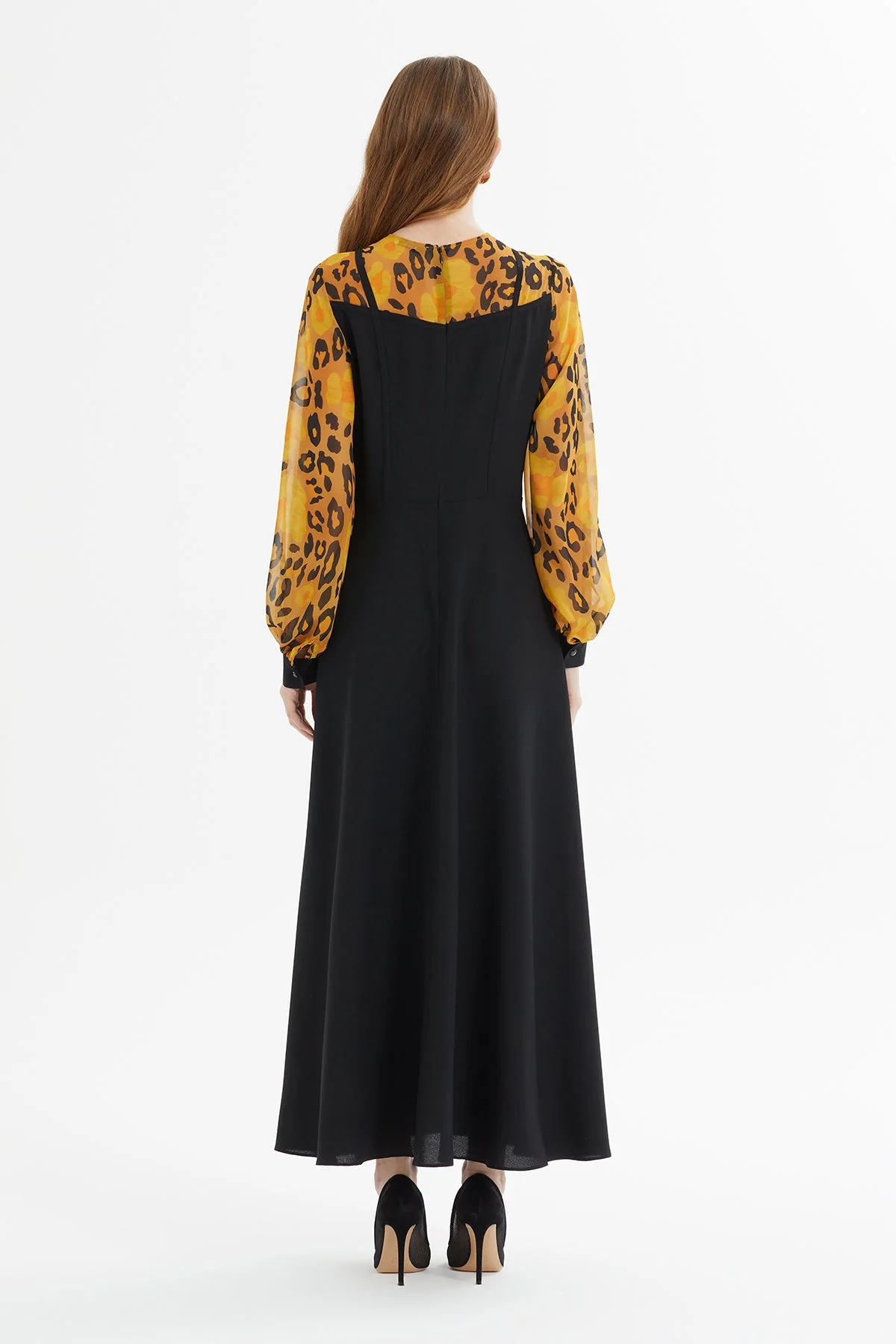 Black Maxi Dress with Pattern Detail - Image 5
