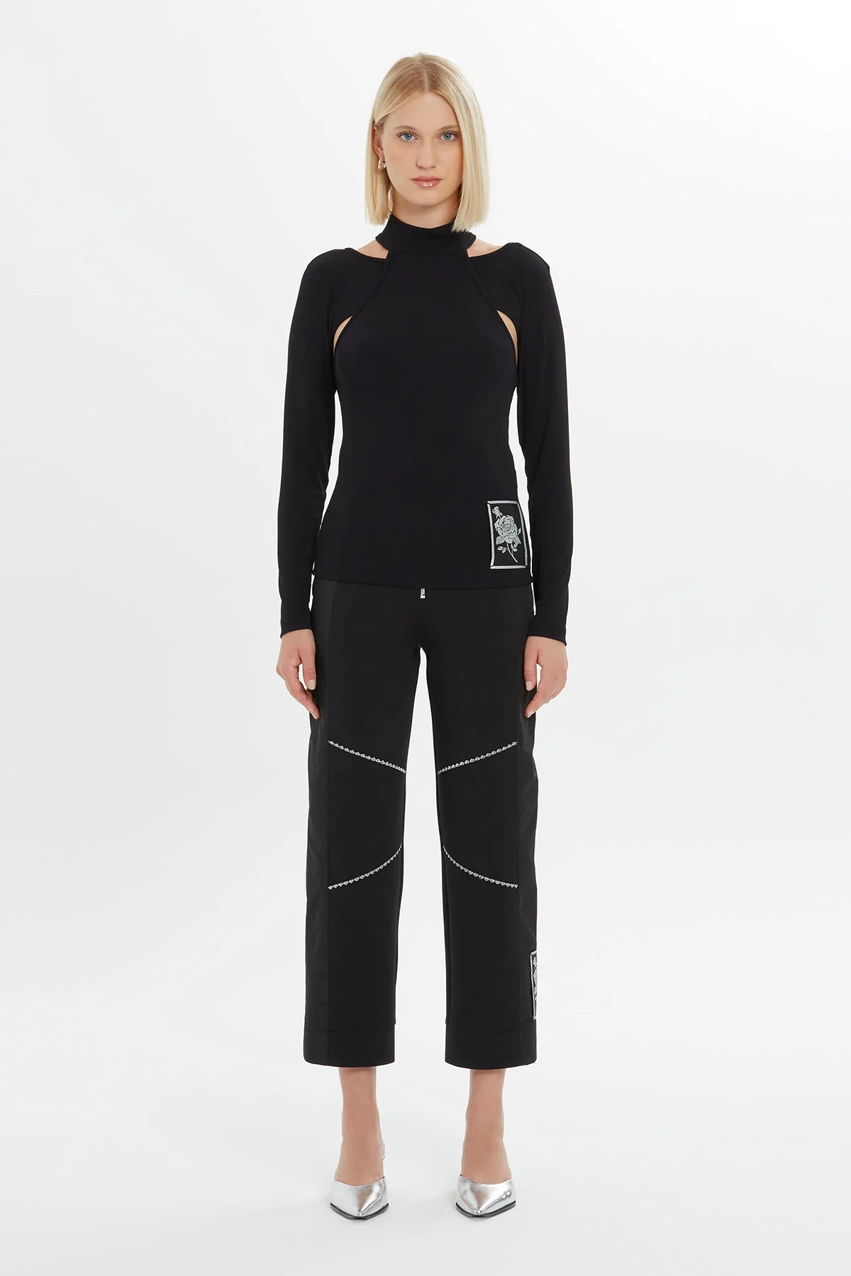 Black Rose Print Long-Sleeve Blouse - Image 3