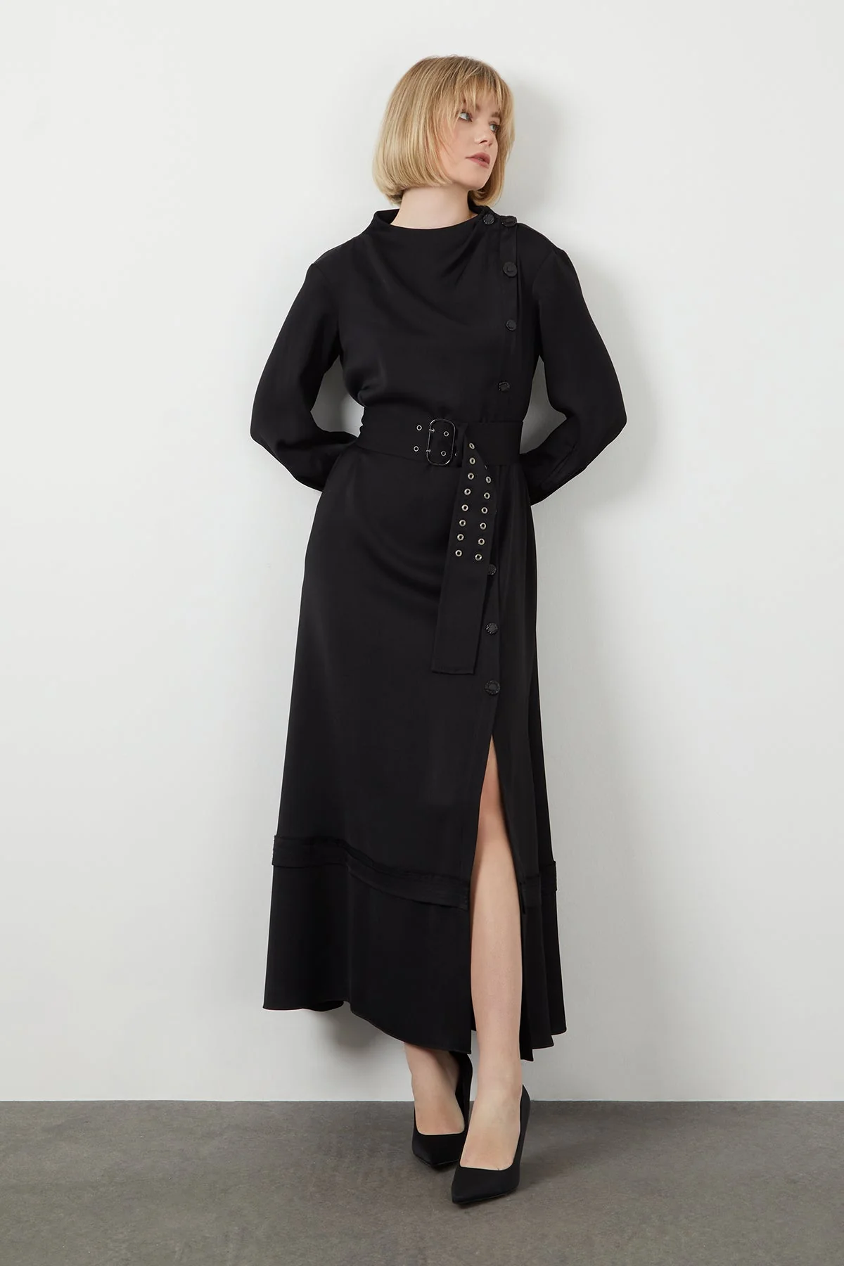 Black Sash-Detail Slit Midi Dress