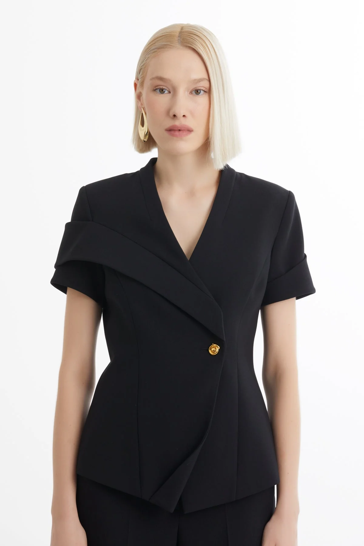 Black Short-Sleeve Blazer Trouser Set - Image 2