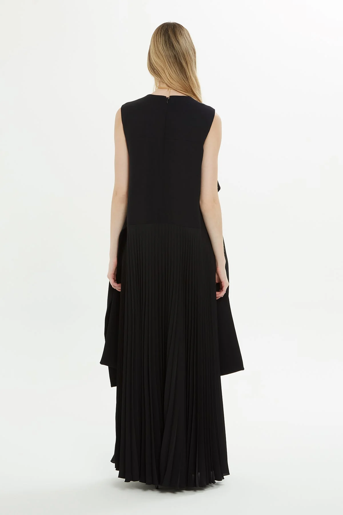Black Sleeveless Embroidered Maxi Dress - Image 4