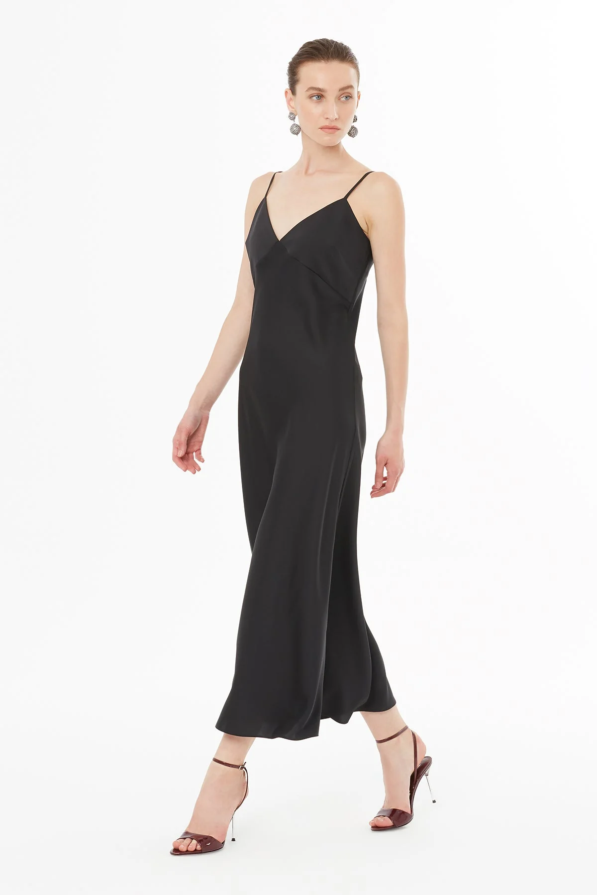 Black Sleeveless V-Neck Midi Dress - Image 3