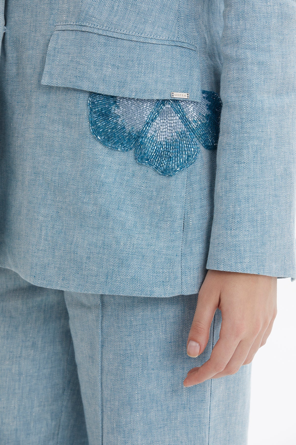 Blue Beaded Floral Appliqué Linen Jacket - Image 3