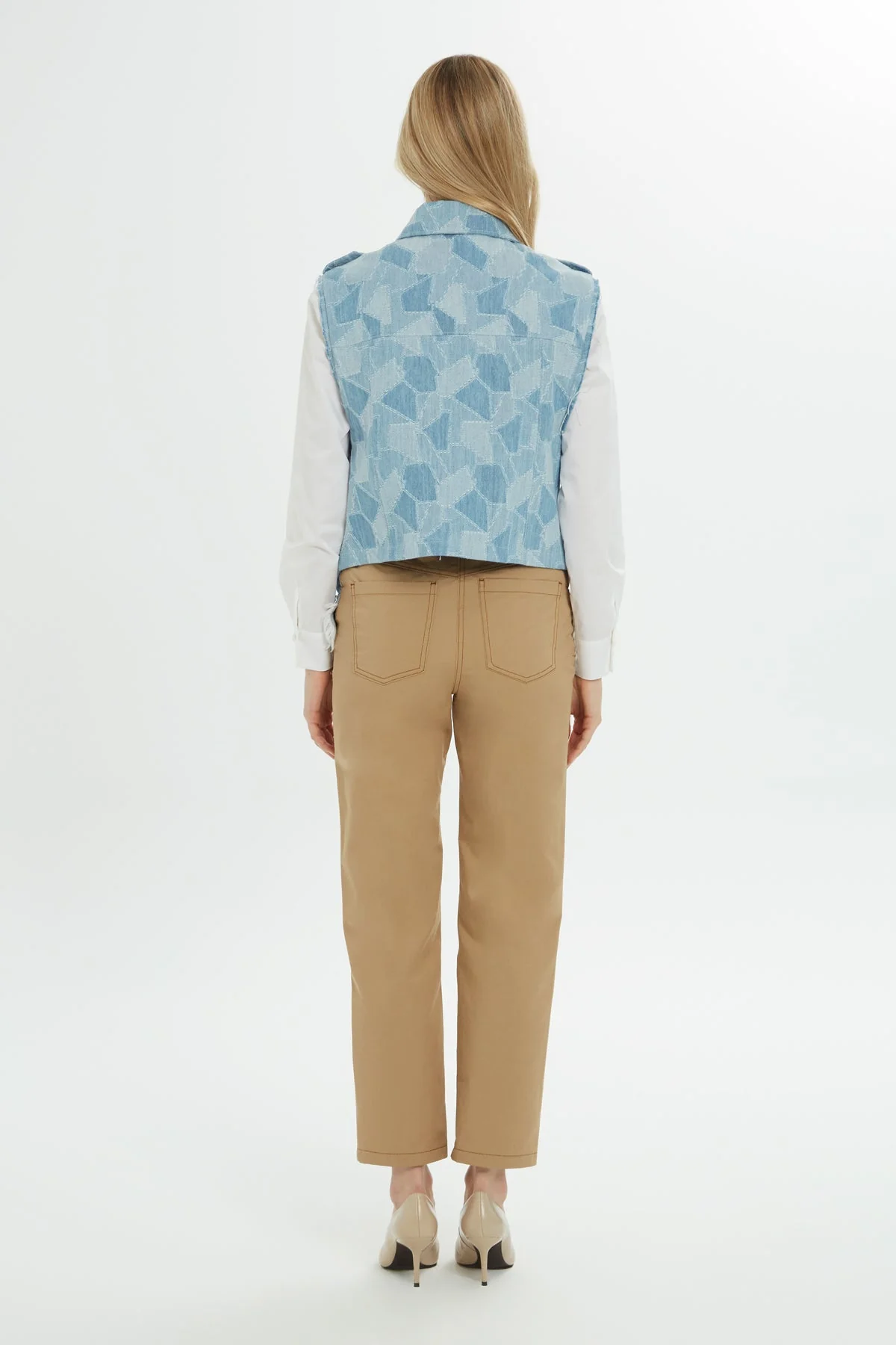 Blue Pocketed Embroidered Denim Vest - Image 5