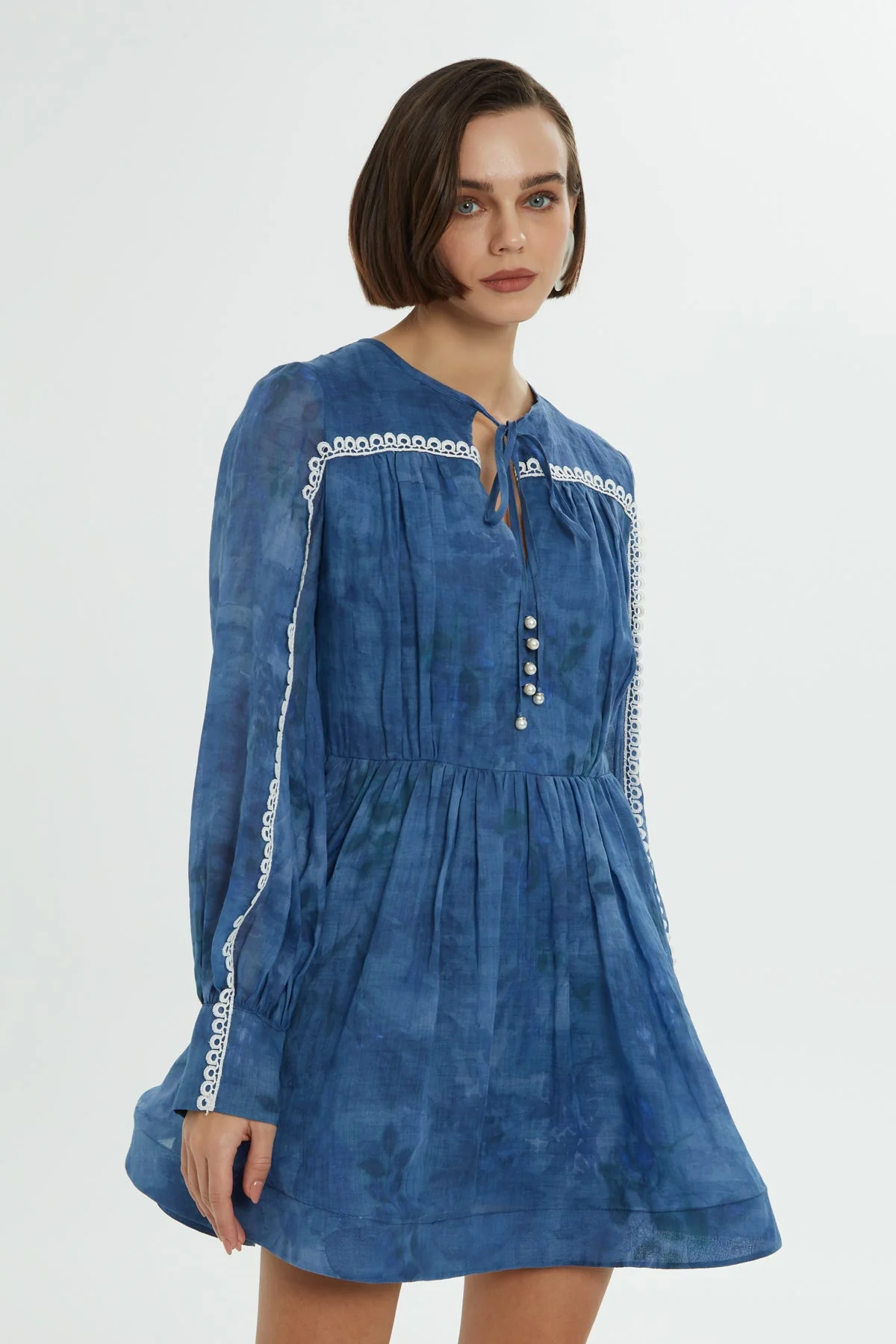 Blue Short Dress with Lace Details - Image 2