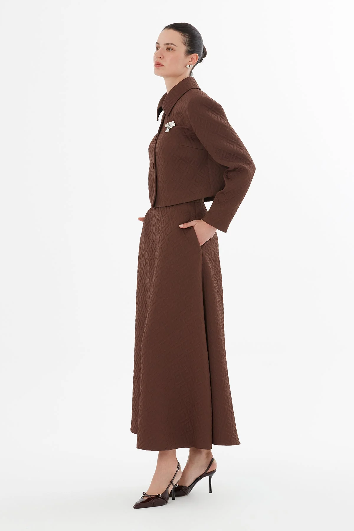 Brown Brooch-Detail Jacket Set - Image 3
