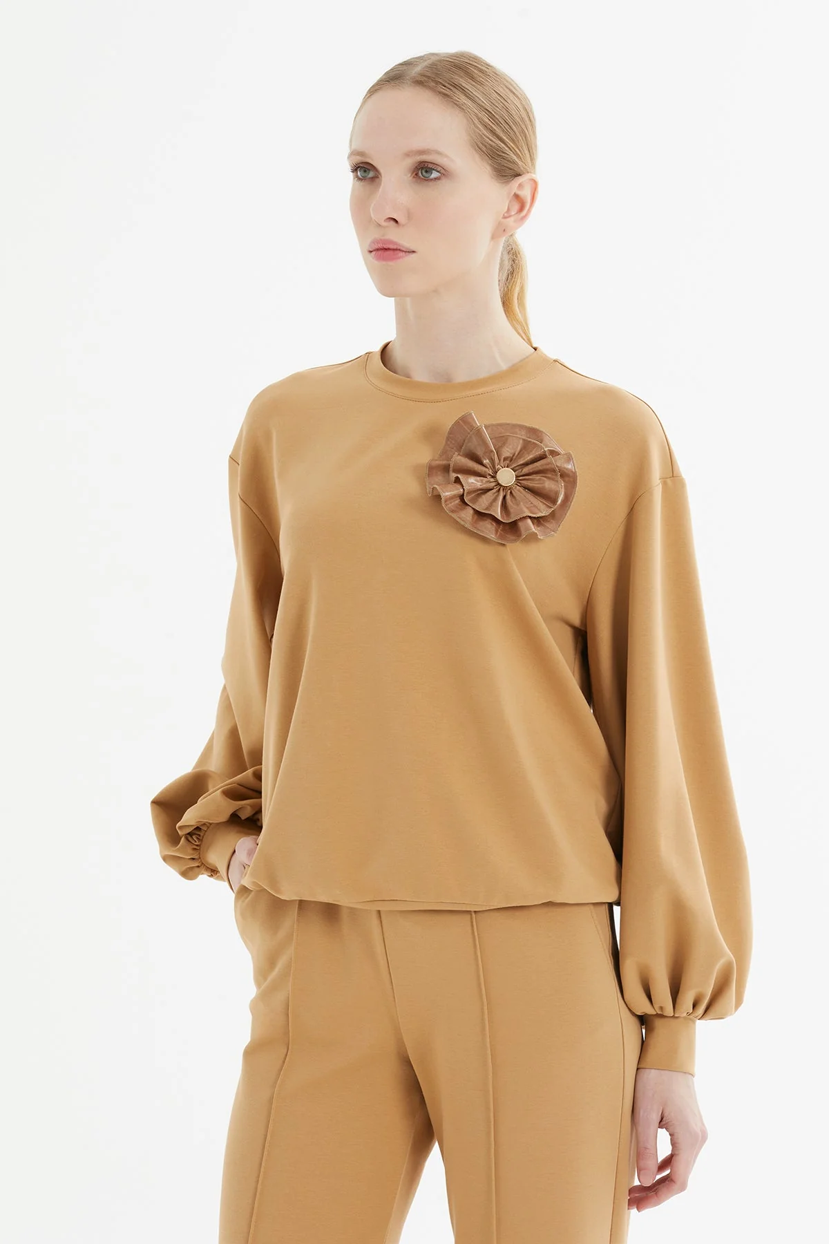 Brown Brooch-Detail Tracksuit - Image 2