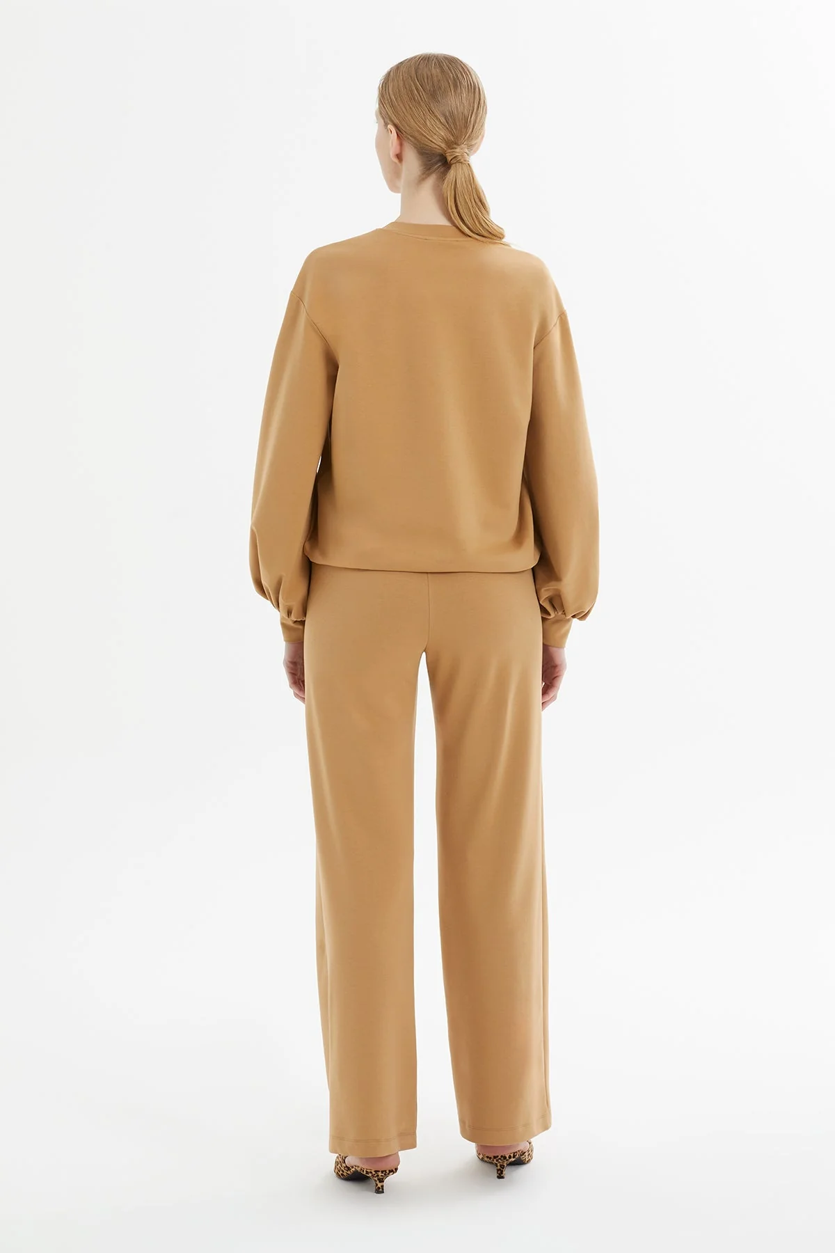Brown Brooch-Detail Tracksuit - Image 5