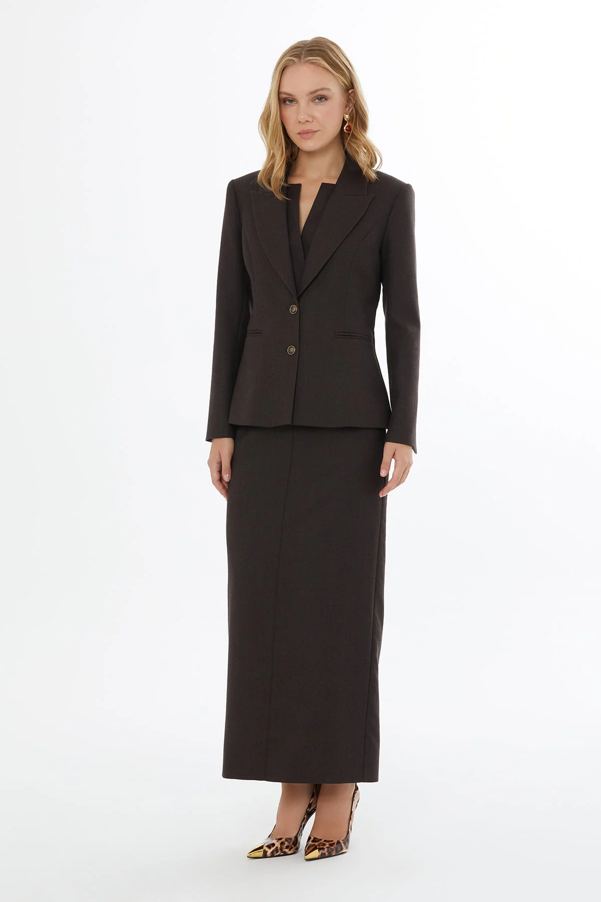 Brown Front-Buttoned Jacket