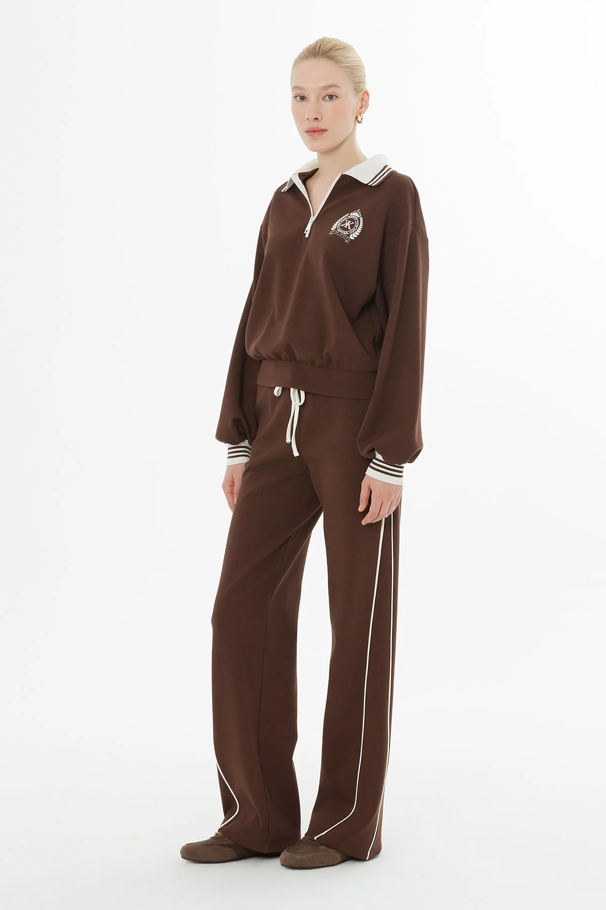 Brown Knitted-Collar Tracksuit Set - Image 4