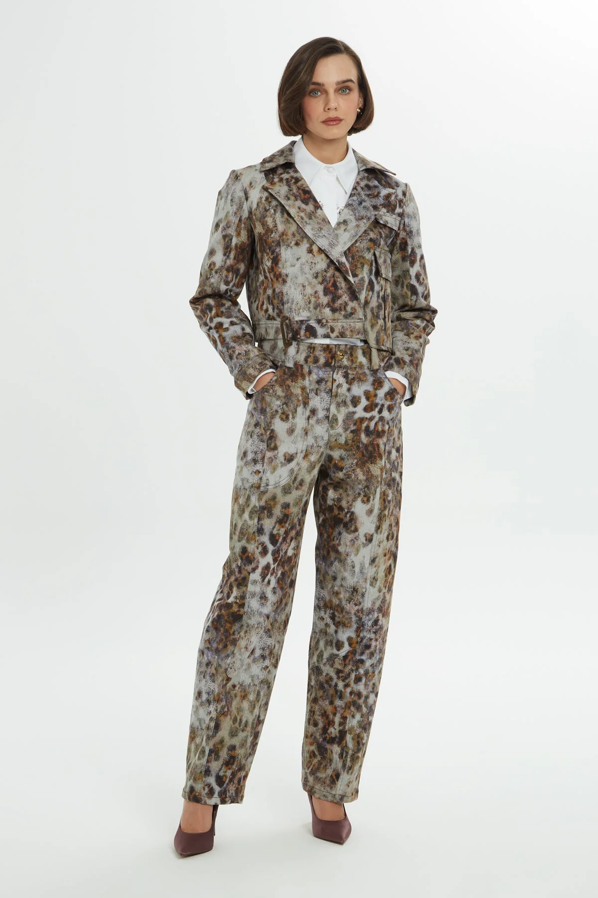 Brown Leopard-Print Cropped Blazer - Image 2