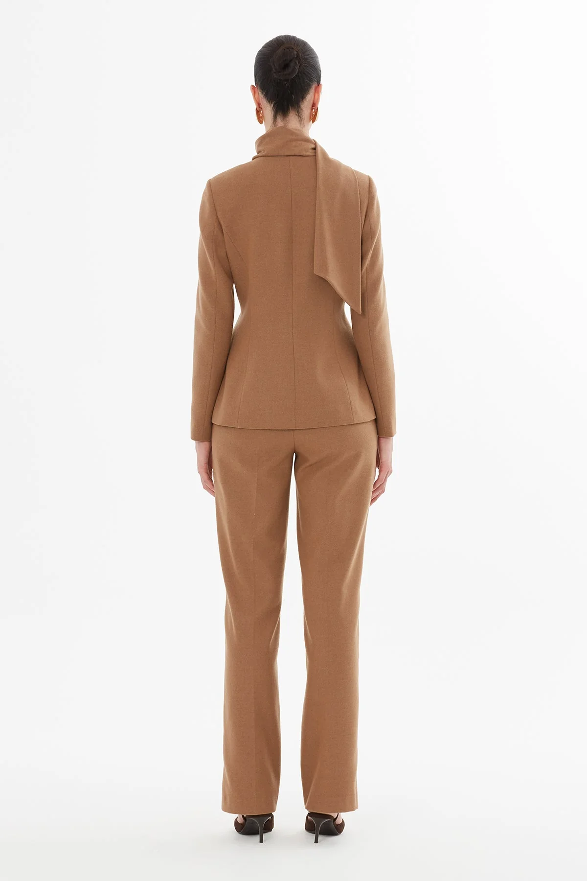 Brown Shawl-Collared Detail Suit - Image 5