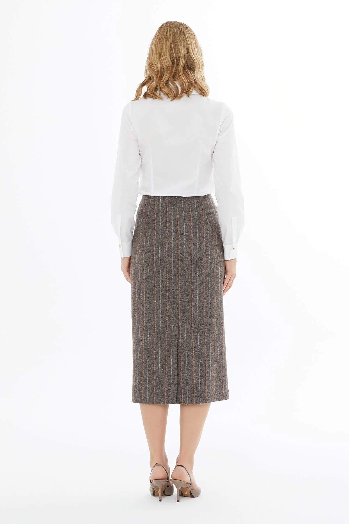 Brown Skirt with Back Slit - Image 4