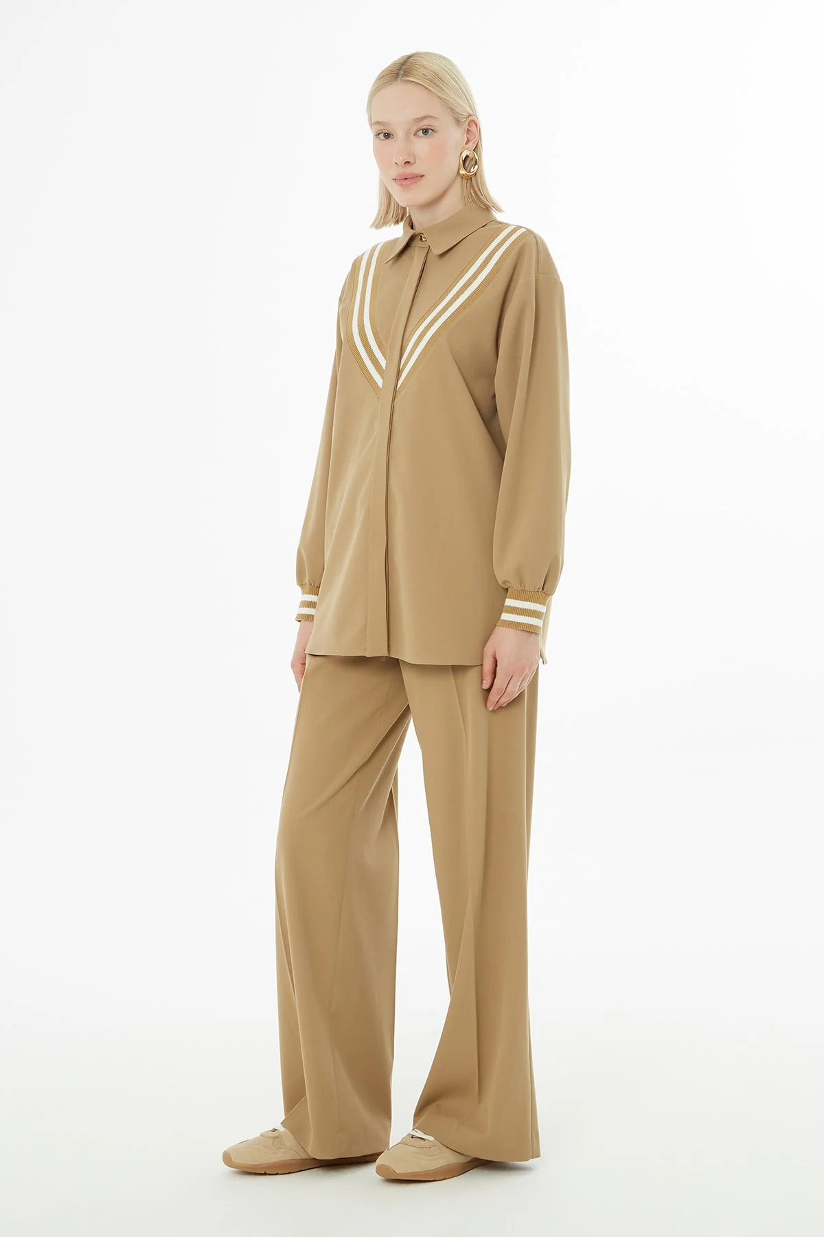 Camel Tracksuit Set with Knitted Detail - Image 3
