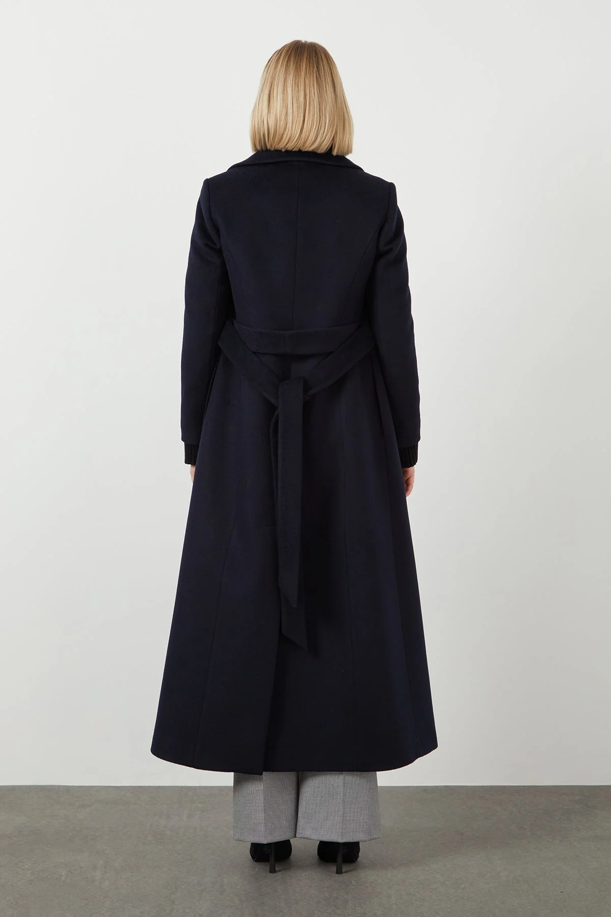 Dark Long Cashmere Coat - Image 5
