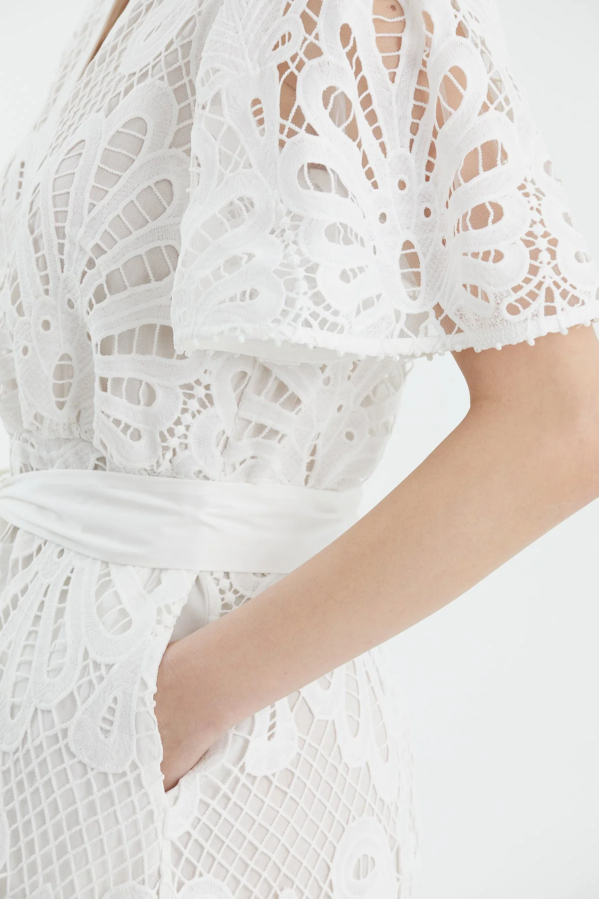 Ecru Embroidered Belted Dress - Image 3