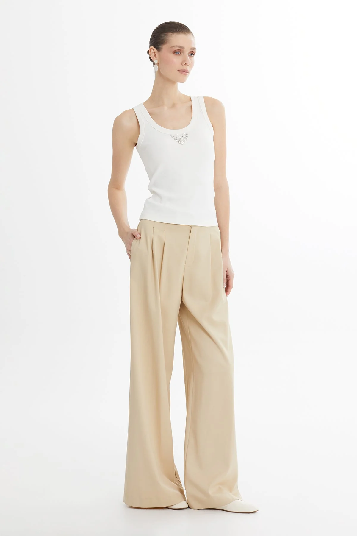 Ecru Embroidered Detail Tank Top - Image 4
