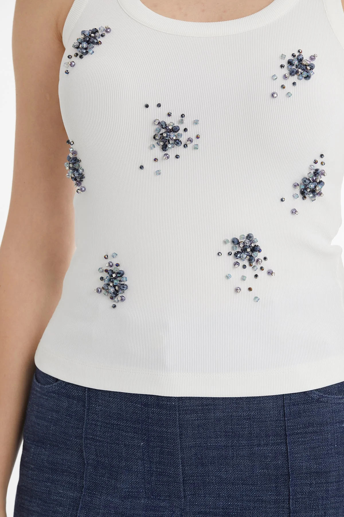 Ecru Embroidered Detail Tank Top - Image 3
