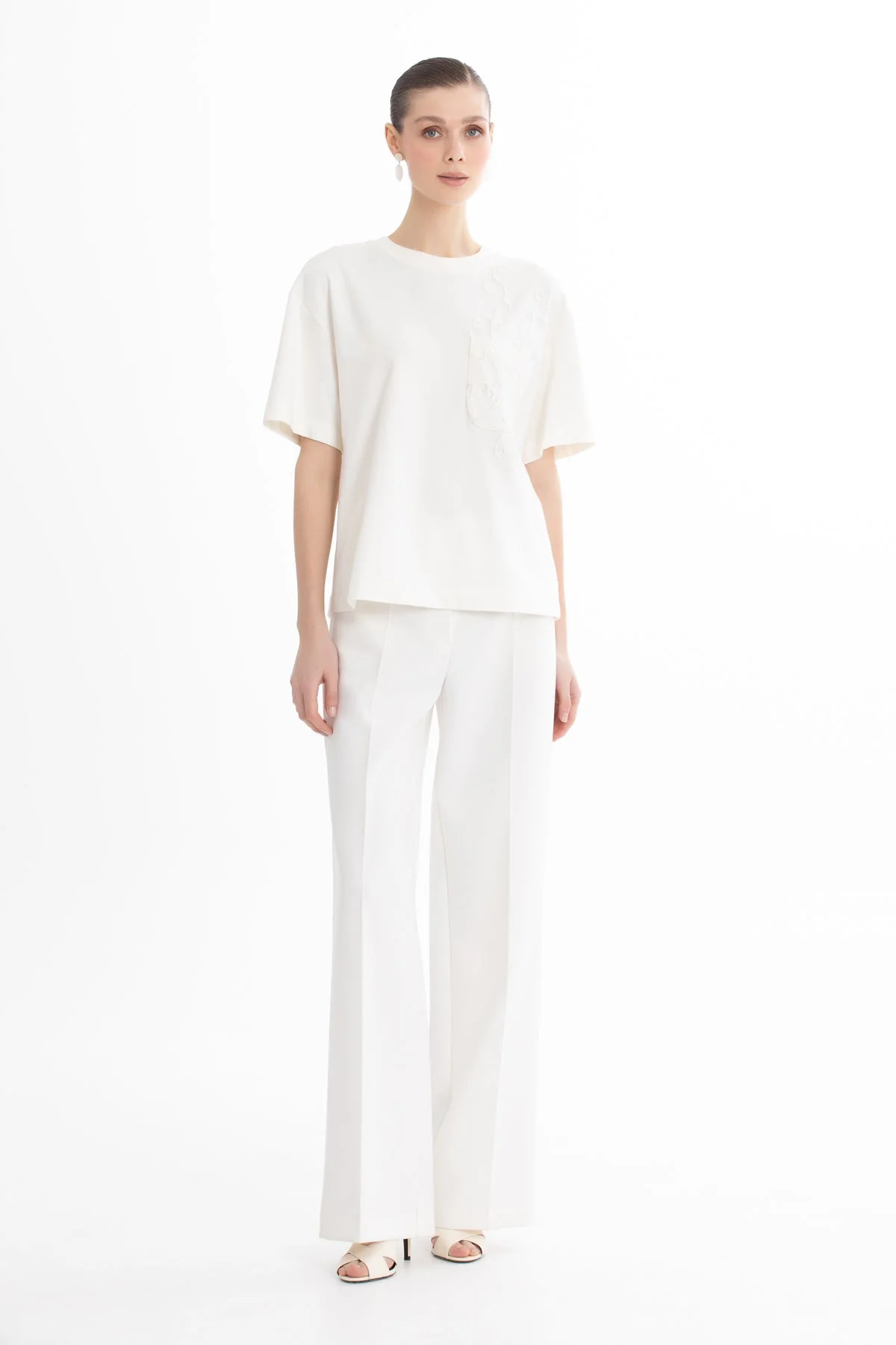 Ecru Embroidered Oversized White T-Shirt