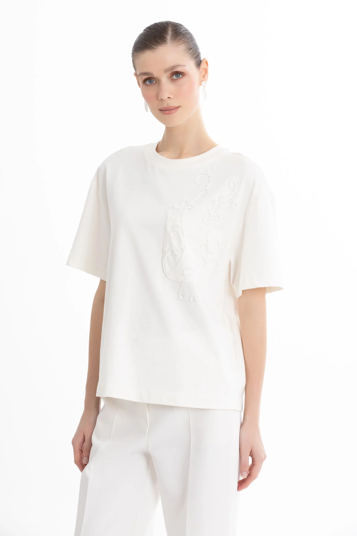 Ecru Embroidered Oversized White T-Shirt - Image 2