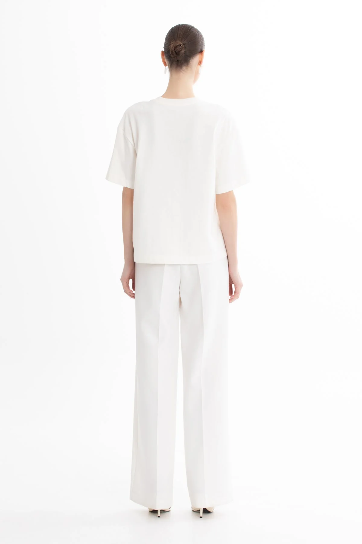 Ecru Embroidered Oversized White T-Shirt - Image 4