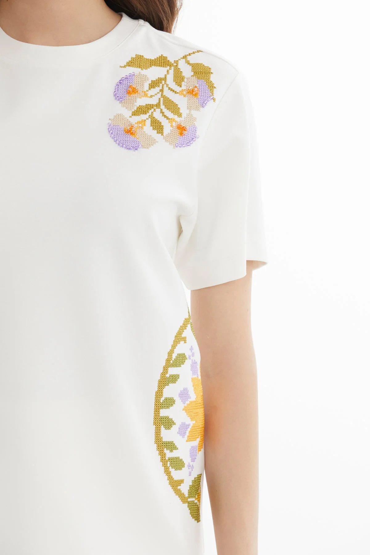 Ecru Embroidered Short-Sleeve T-Shirt - Image 3