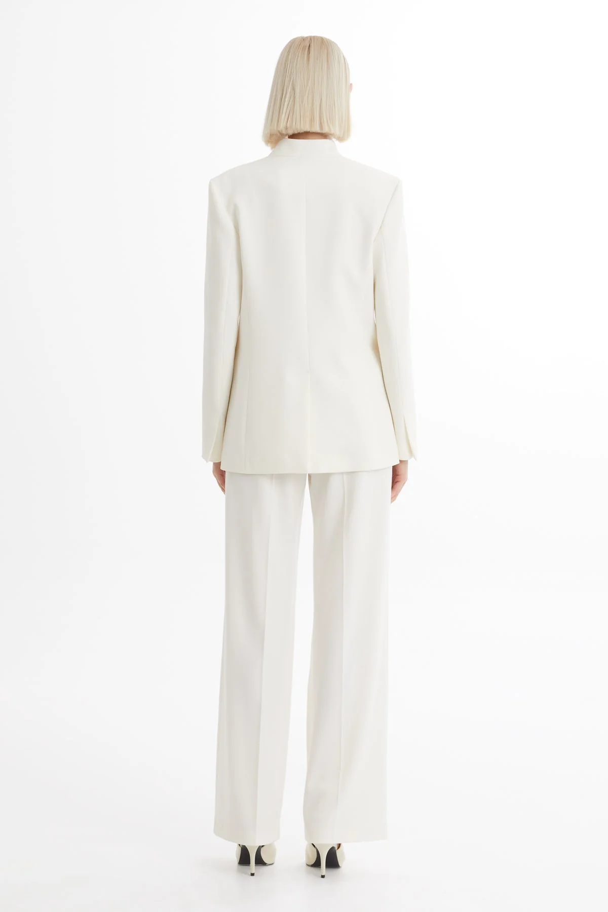 Ecru Floral Detail Blazer Suit - Image 4