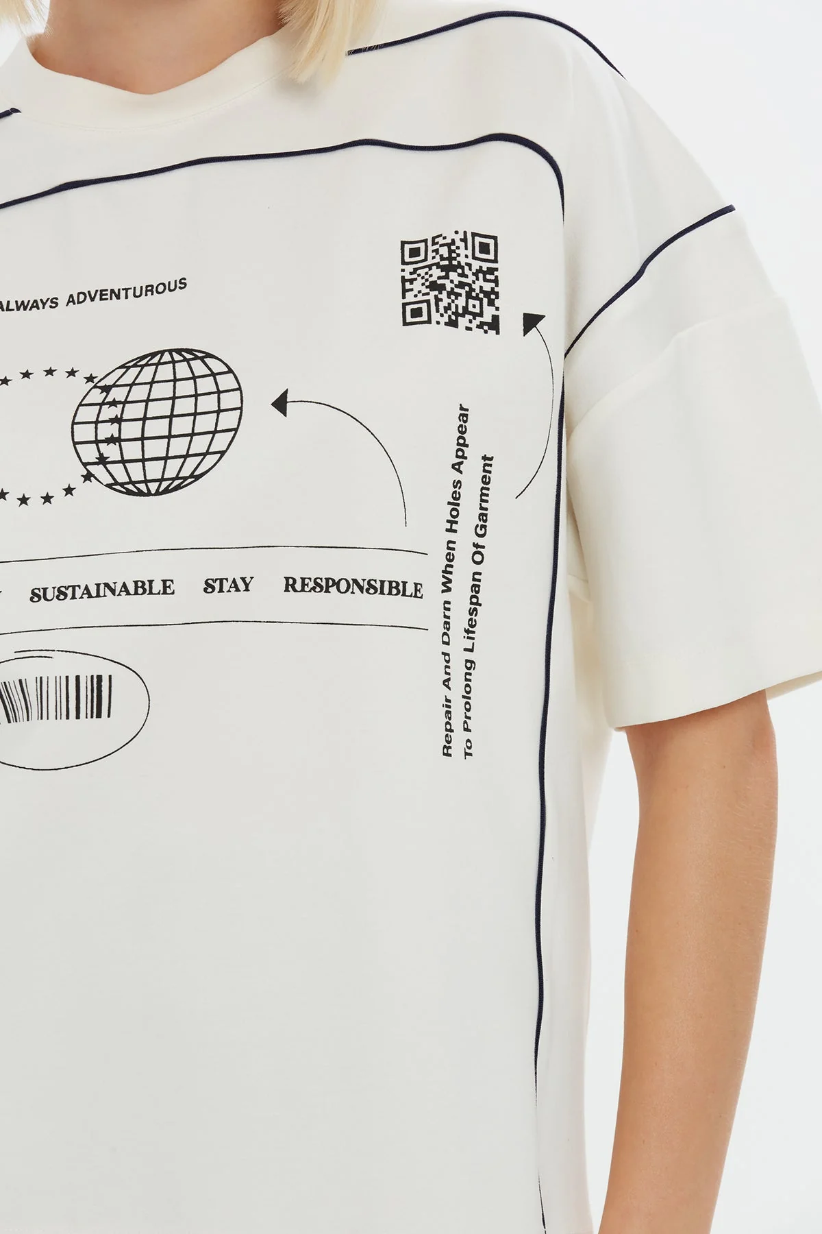 Ecru Graphic Printed T-Shirt - Image 3