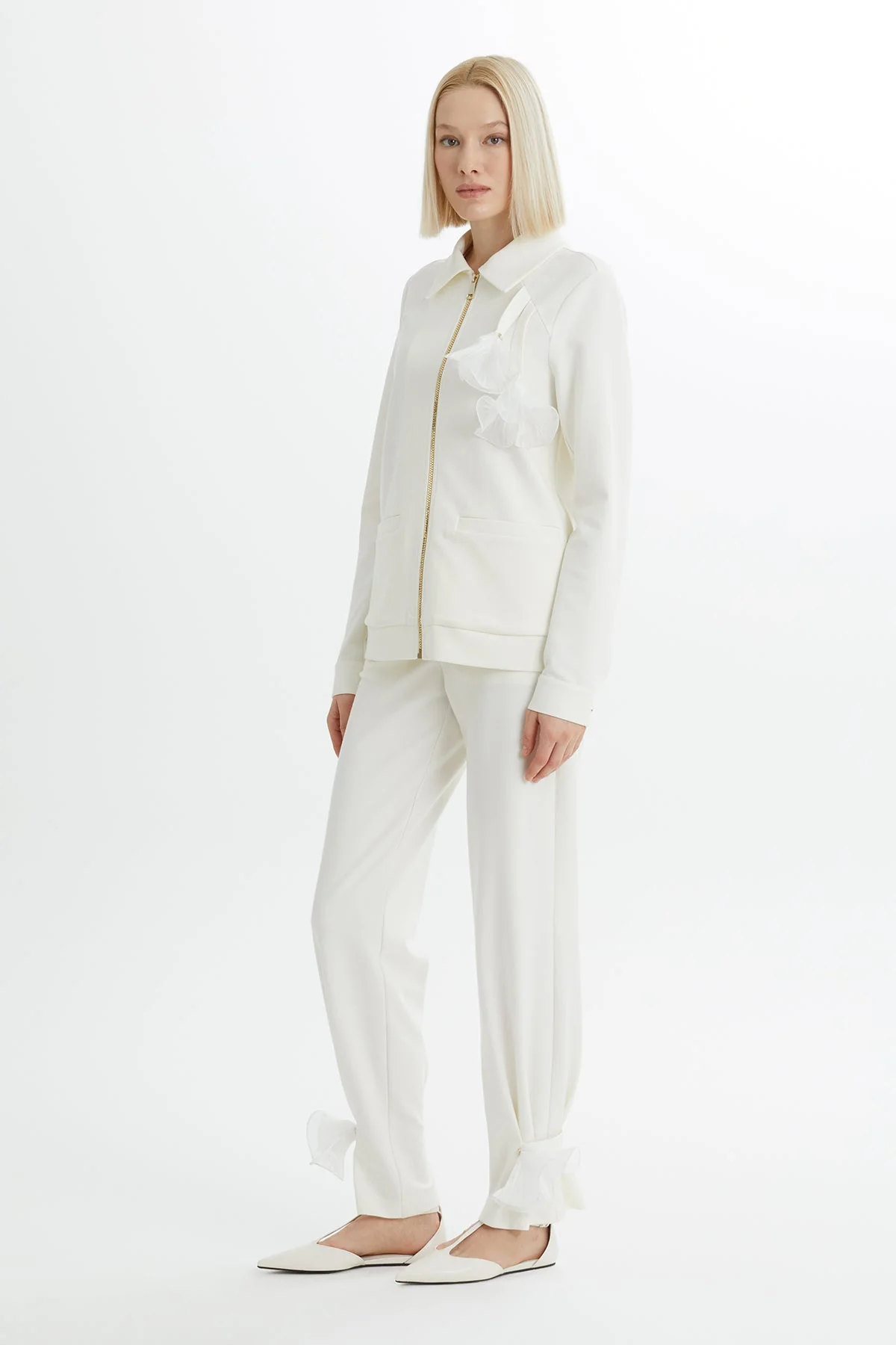 Ecru Jacket and Pants Sweatshirt Set - Image 5