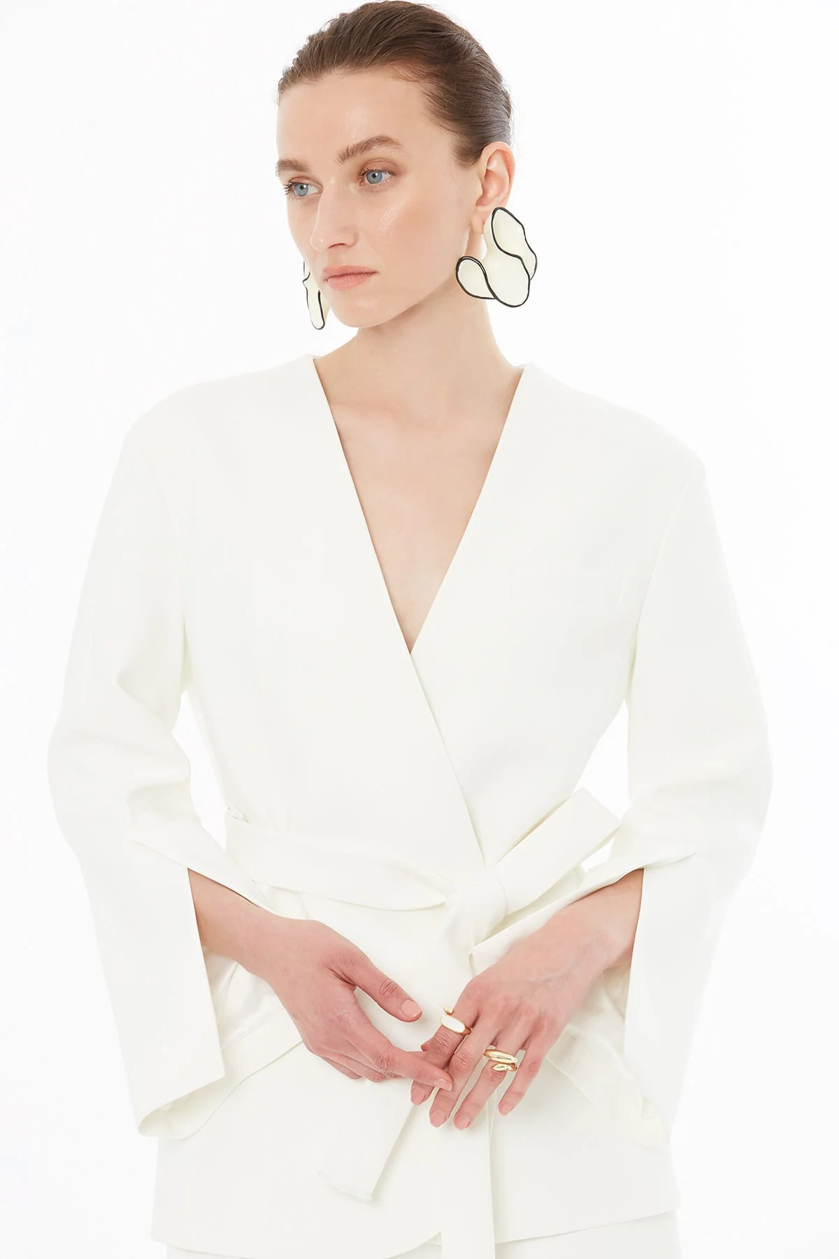 Ecru Jacket with Tie-Waist Detail - Image 3