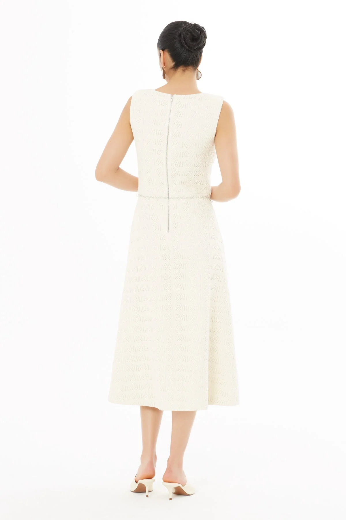 Ecru Midi Dress with Chain Belt - Image 3