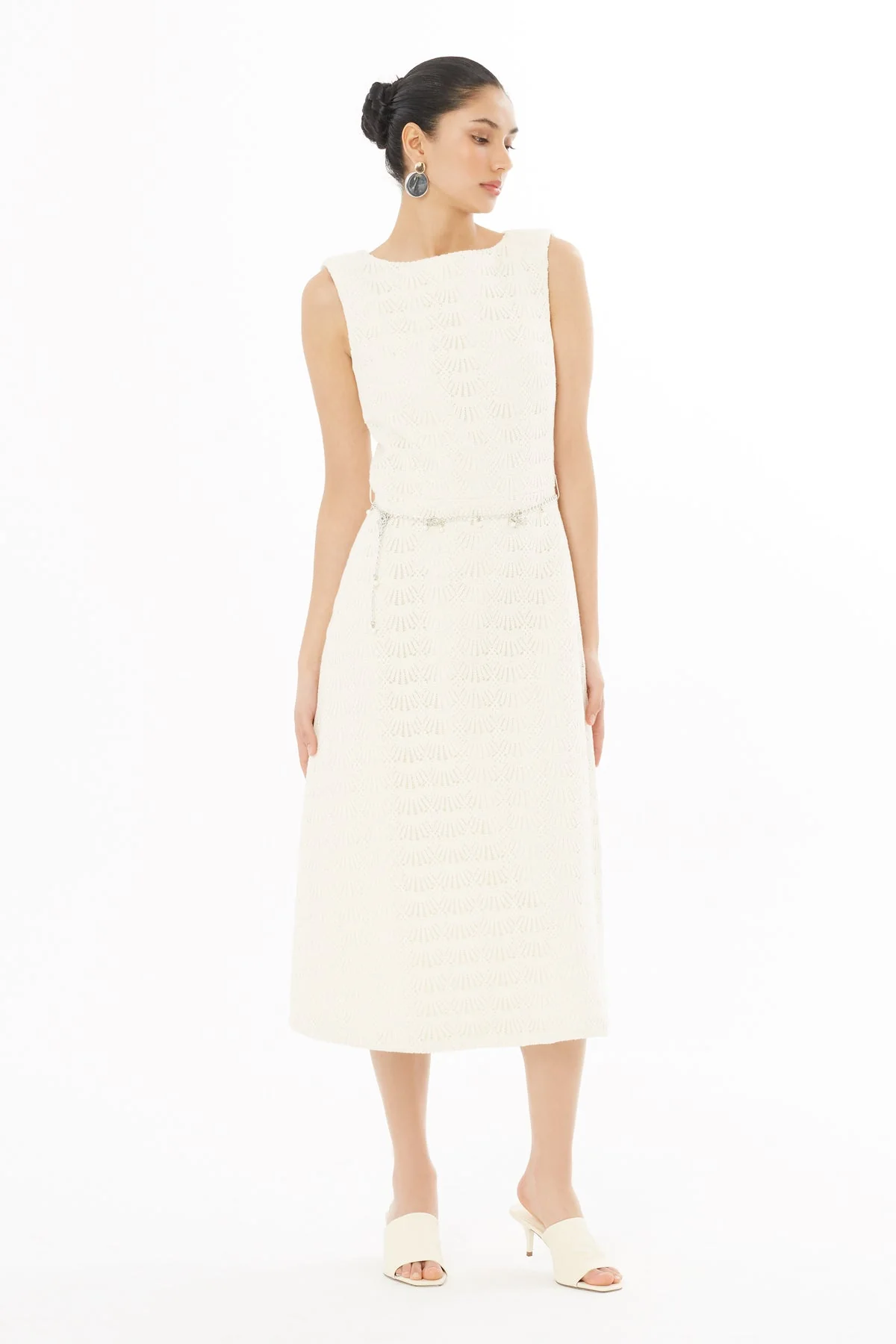 Ecru Midi Dress with Chain Belt - Image 4