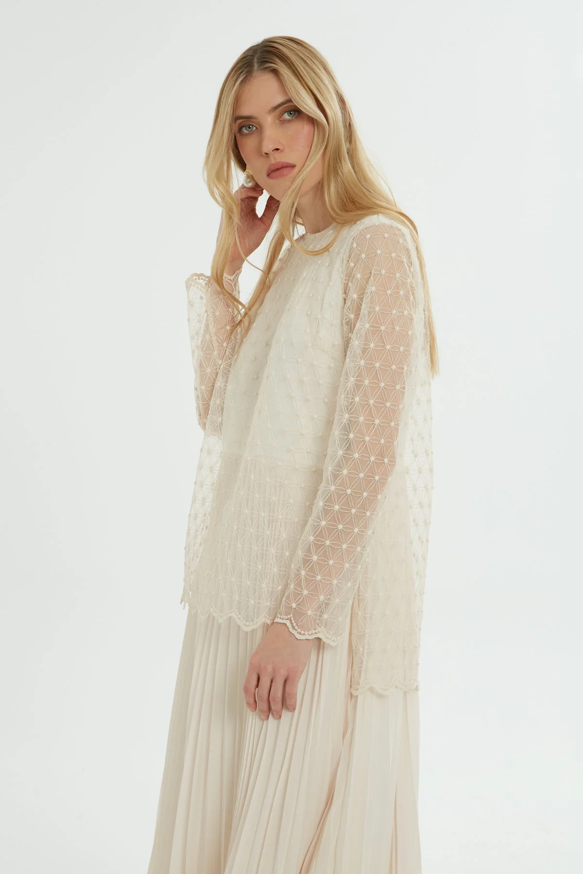 Ecru Pleated Dress with Tulle Detail - Image 3