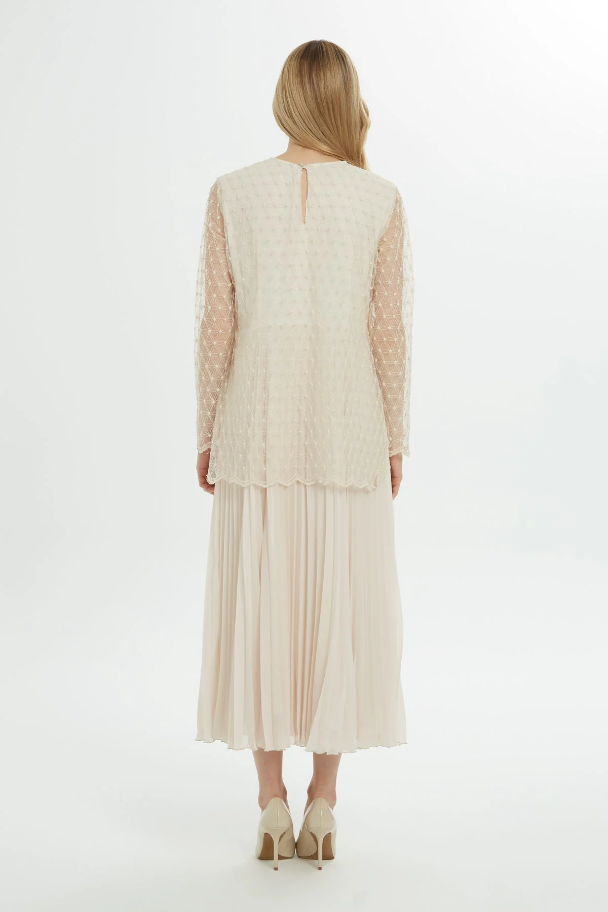Ecru Pleated Dress with Tulle Detail - Image 5